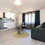 Providenca شقة مالي لوشينغْ